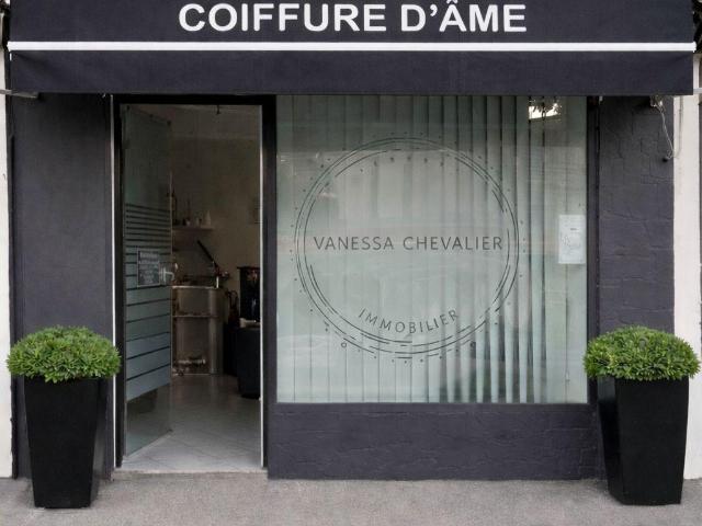 Local Commercial vente à Carpentras, Valréas