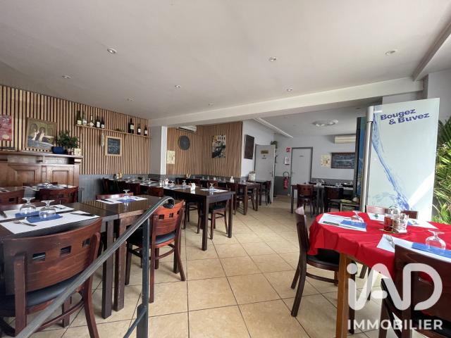 Local Commercial vente à Limay, Yvelines