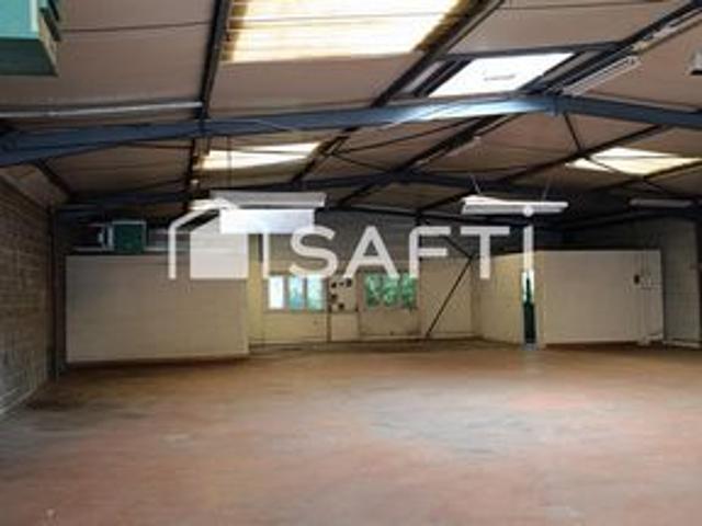 Local Commercial vente à Tours, Parçay-meslay