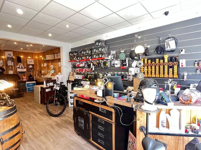 Local Commercial vente à Boulogne-Billancourt, Vanves
