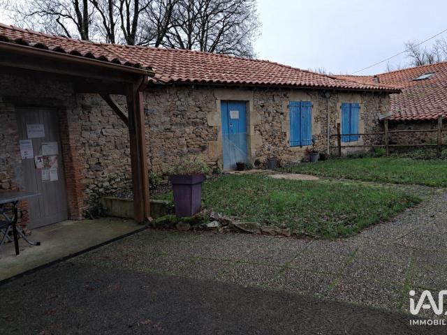Local Commercial vente à La Roche-sur-Yon, L'oie