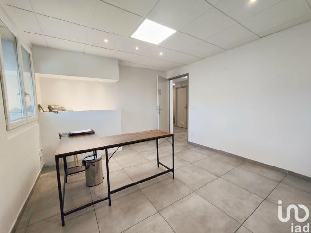 Local Commercial vente à Aubagne, La Pérussonne
