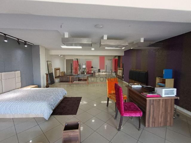 Local commercial location à Anfa, Gharb-Chrarda-Beni Hssen