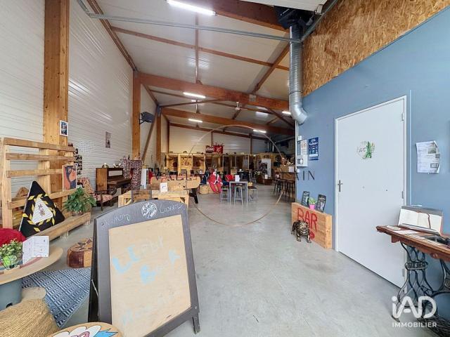 Local Commercial vente à Coutances