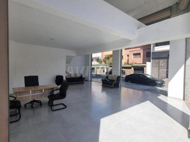 Local commercial vente à Anfa, Gharb-Chrarda-Beni Hssen