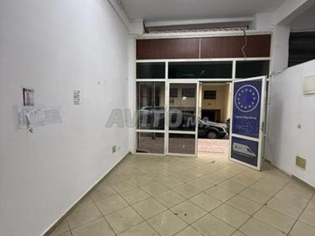 Local commercial location à Anfa, Gharb-Chrarda-Beni Hssen