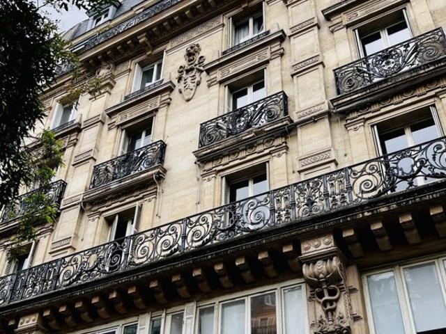 Maison vente à Paris, Île-de-France