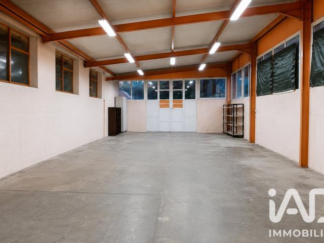 Local Commercial vente à Saint-Julien-en-Genevois, Reignier-ésery