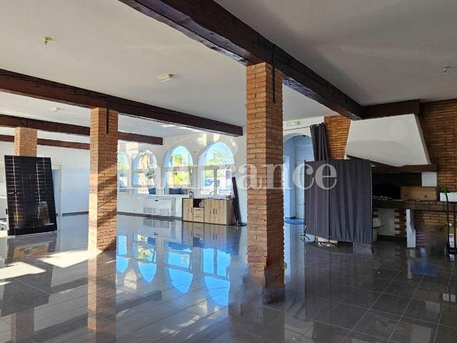 Local Commercial vente à Céret, Banyuls-dels-aspres