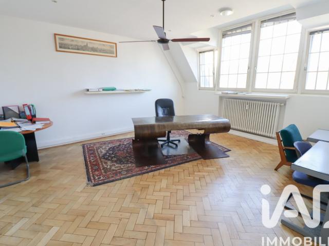 Local Commercial vente à Strasbourg, Hoenheim
