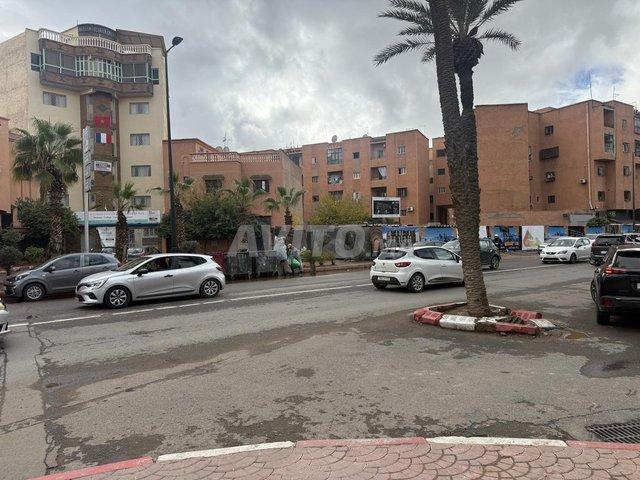 Local commercial location à L'Oriental