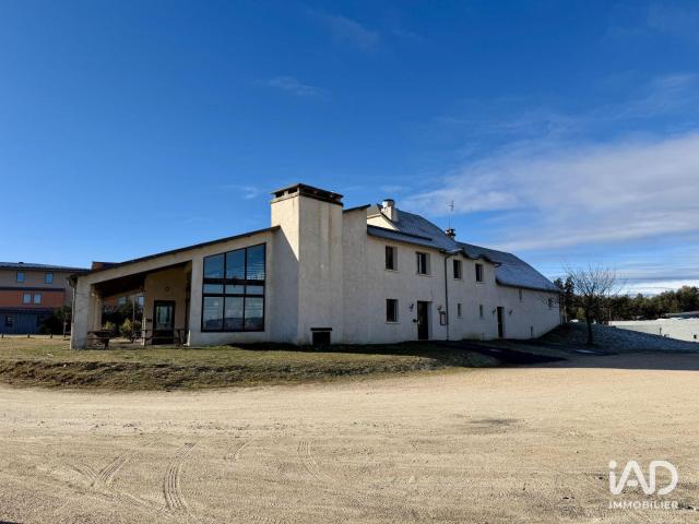 Local Commercial vente à Mende, Albaret-sainte-marie