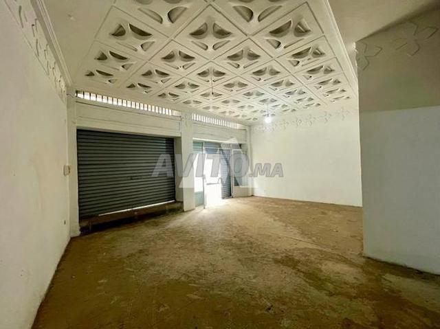 Local commercial vente à Anfa, Gharb-Chrarda-Beni Hssen