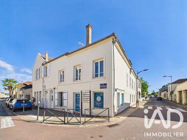 Local Commercial vente à Vieil Avon, Avon