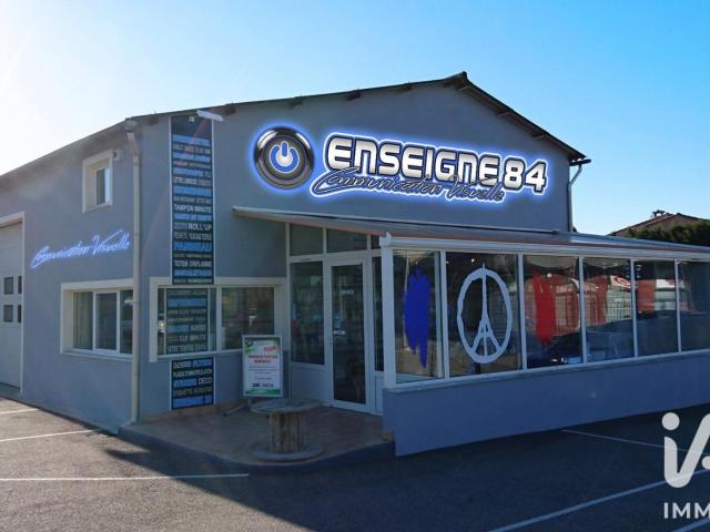 Local Commercial vente à Carpentras, Grillon