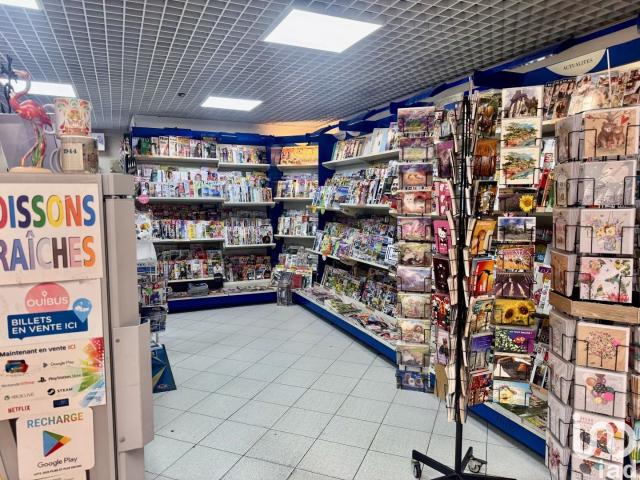 Local Commercial vente à Nîmes, Beaucaire