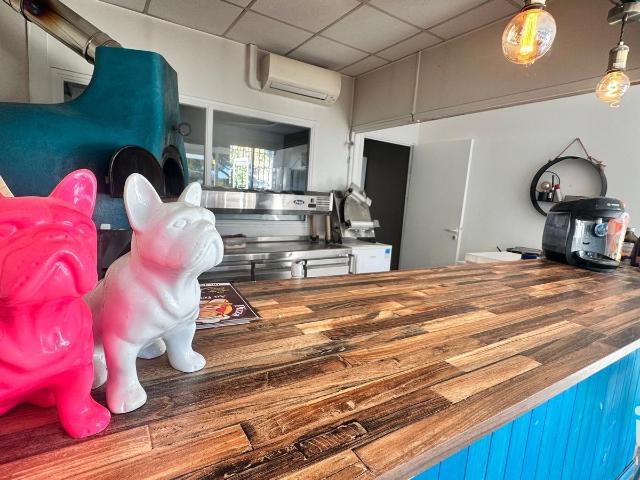 Local Commercial vente à Montpellier, Le Crès