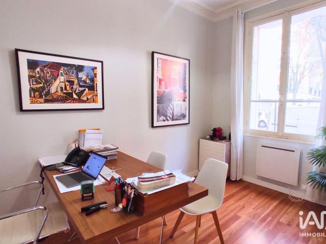 Local Commercial vente à Paris, Île-de-France