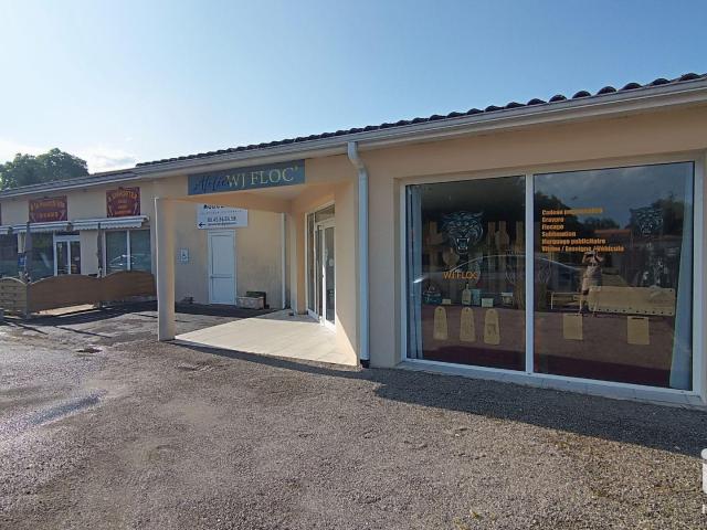 Local Commercial vente à Jonzac, Saint-martin-d'ary