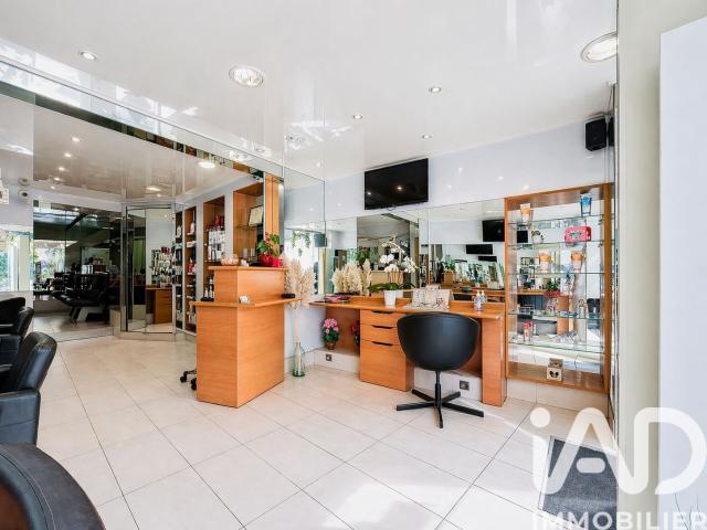 Local Commercial vente à Saint-Germain-en-Laye, Croissy-sur-seine