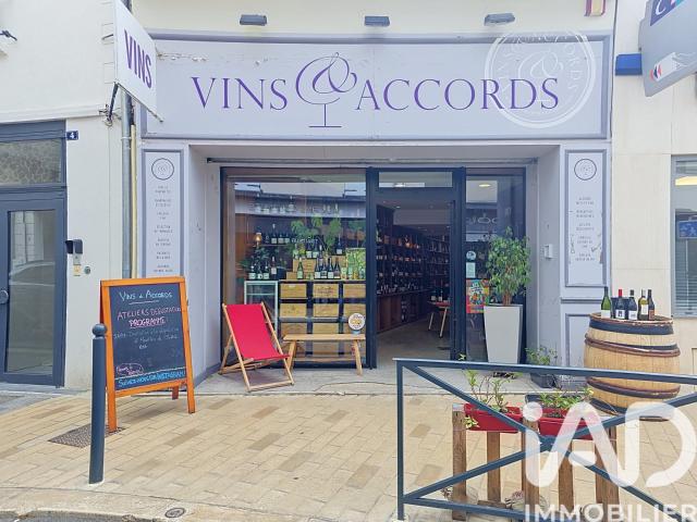 Local Commercial vente à Saint-Germain-en-Laye, Houilles