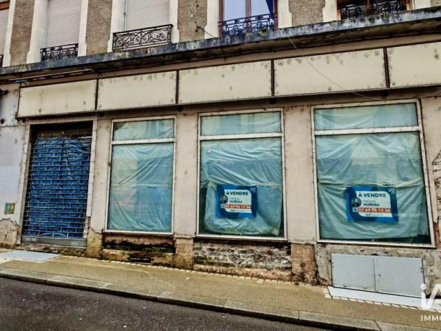 Local Commercial vente à Neufchâteau