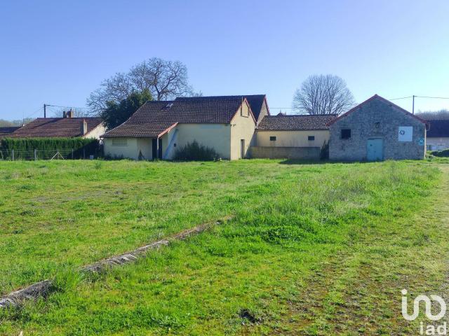 Local Commercial vente à Montmorillon, Saint-germain