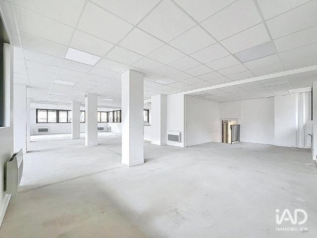 Local Commercial vente à Bobigny, Les Lilas