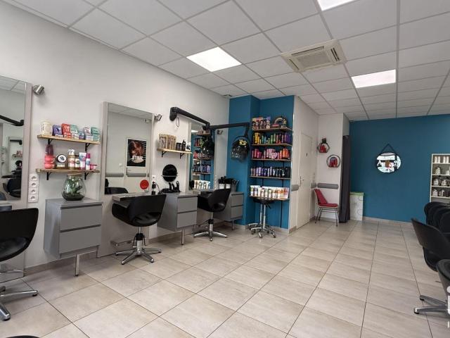 Local Commercial vente à Saumur, Cheviré-le-rouge
