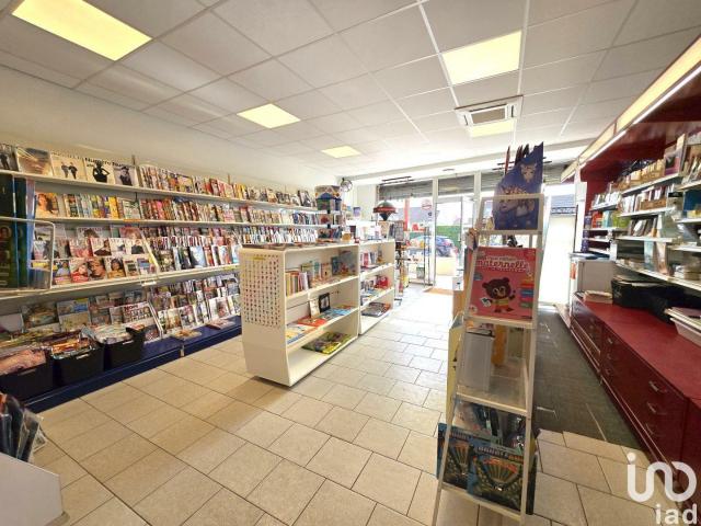 Local Commercial vente à Saint-Germain-en-Laye, Triel-sur-seine