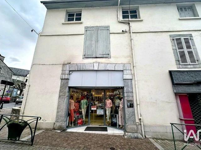 Local Commercial vente à Argelès-Gazost, Argelès-gazost