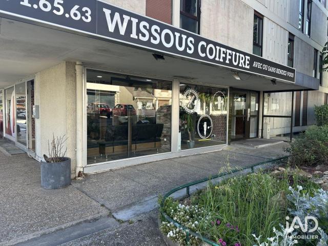 Local Commercial vente à Palaiseau, Wissous