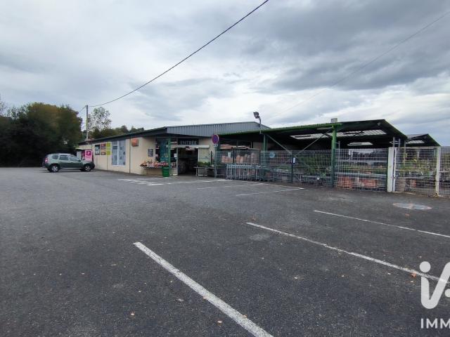 Local Commercial vente à Monein, Pyrénées-Atlantiques