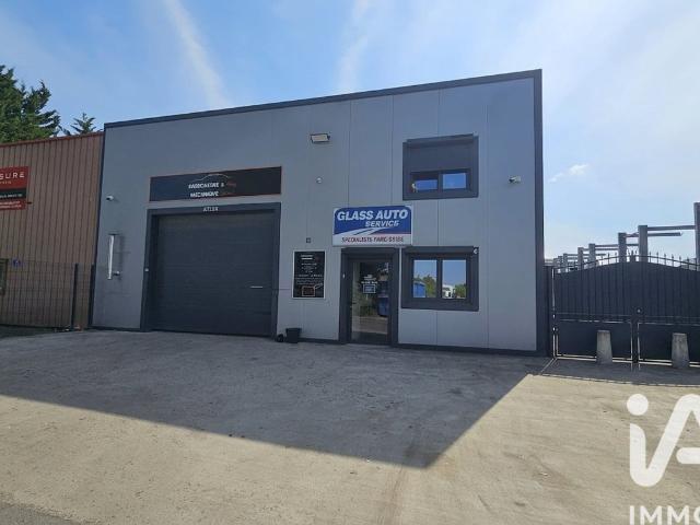 Local Commercial vente à Pontoise, Boissy-l'aillerie