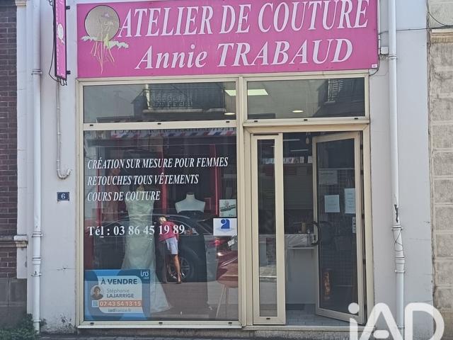 Local Commercial vente à Faubourg d'Orléans, Toucy