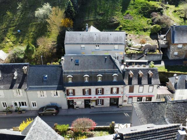 Local Commercial vente à Saint-Girons, Saint-lary