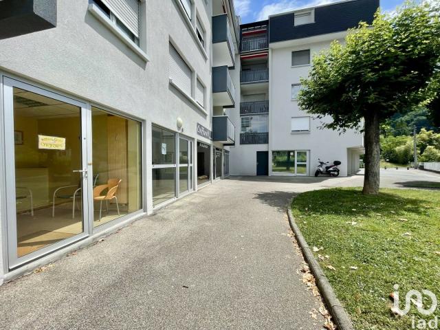 Local Commercial vente à Grenoble, Jarrie