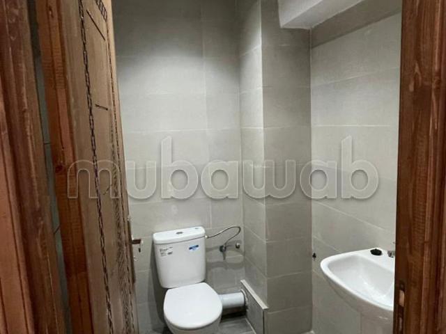 Local commercial vente à Anfa, Gharb-Chrarda-Beni Hssen
