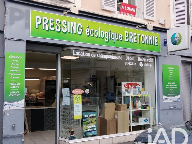 Local Commercial vente à Montluçon, Allier