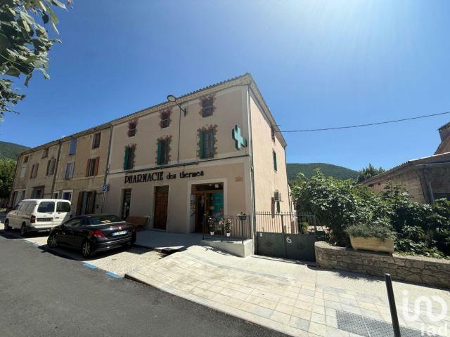 Local Commercial vente à Nyons, Montbrun-les-bains