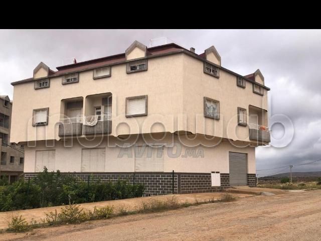 Local commercial location à El Hajeb