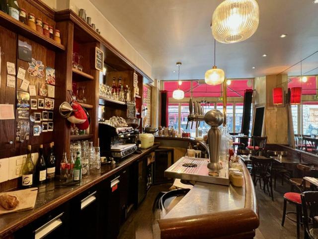 Local Commercial vente à Paris, Île-de-France