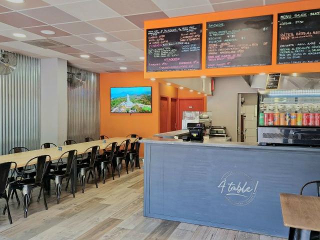 Local Commercial vente à France métropolitaine, Carnoux-en-provence