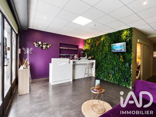 Local Commercial vente à Apt, Maubec