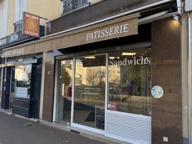 Local Commercial vente à Nanterre, Rueil-malmaison