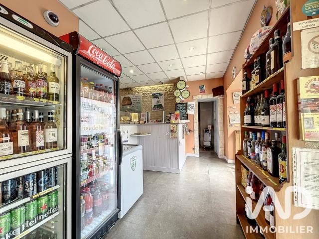 Local Commercial vente à Château Musset, Marans