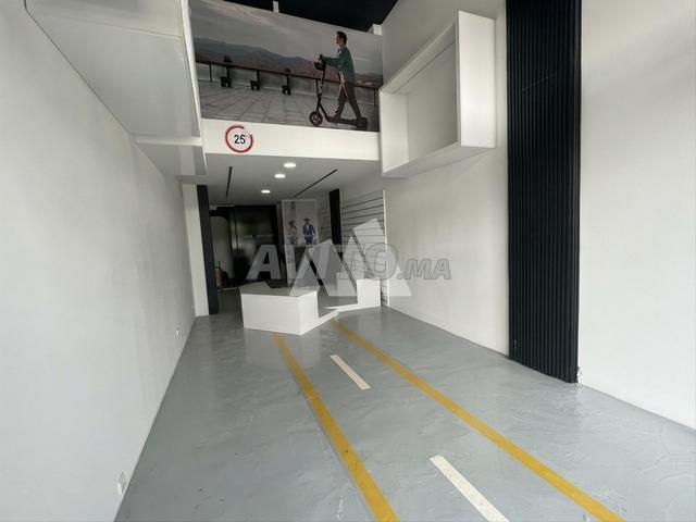 Local commercial vente à Anfa, Gharb-Chrarda-Beni Hssen