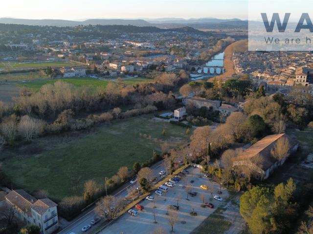 Local Commercial vente à Nîmes, Sommières