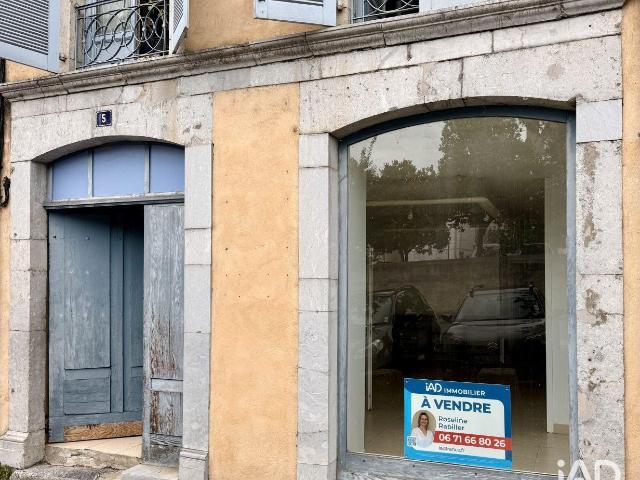 Local Commercial vente à Oloron-Sainte-Marie, Oloron-sainte-marie