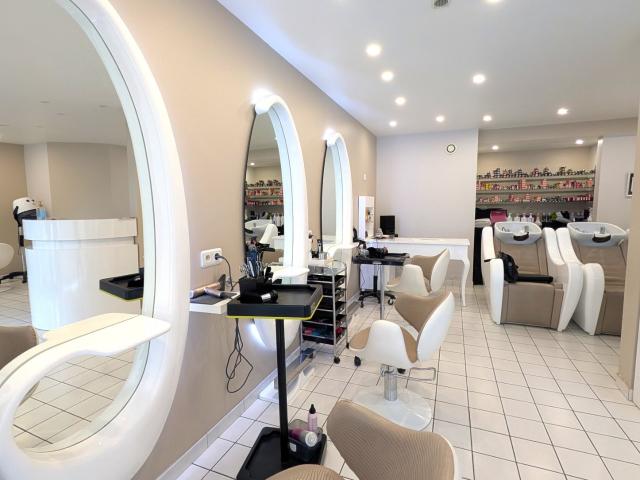 Local Commercial vente à Compiègne, Thourotte